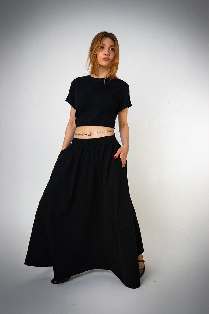 Gabardin Kloş Bilek Boyu Lastikli Siyah Etek