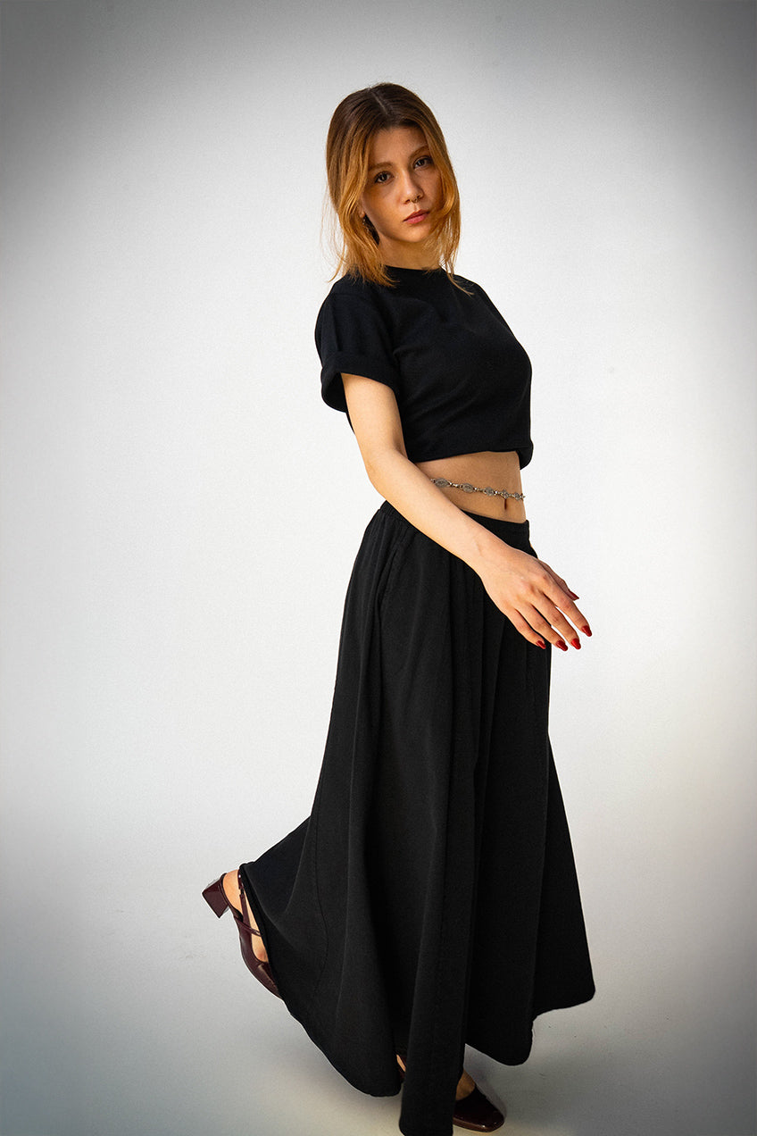 Gabardin Kloş Bilek Boyu Lastikli Siyah Etek